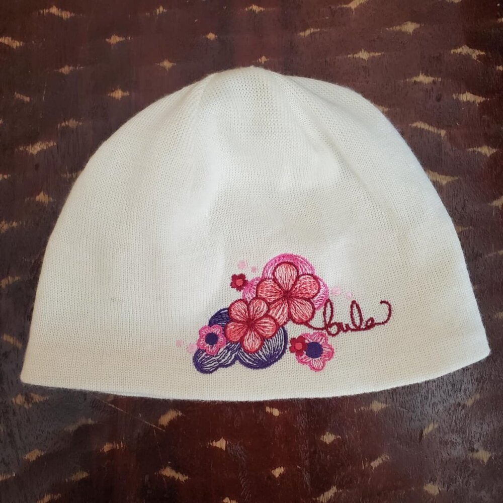 Bula Beanie w/Floral Embroidery